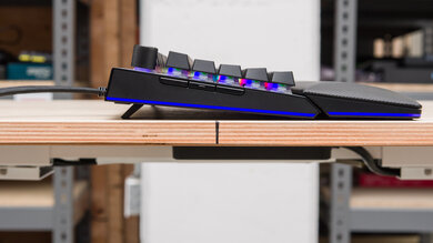 Razer BlackWidow V4 Pro Side Picture