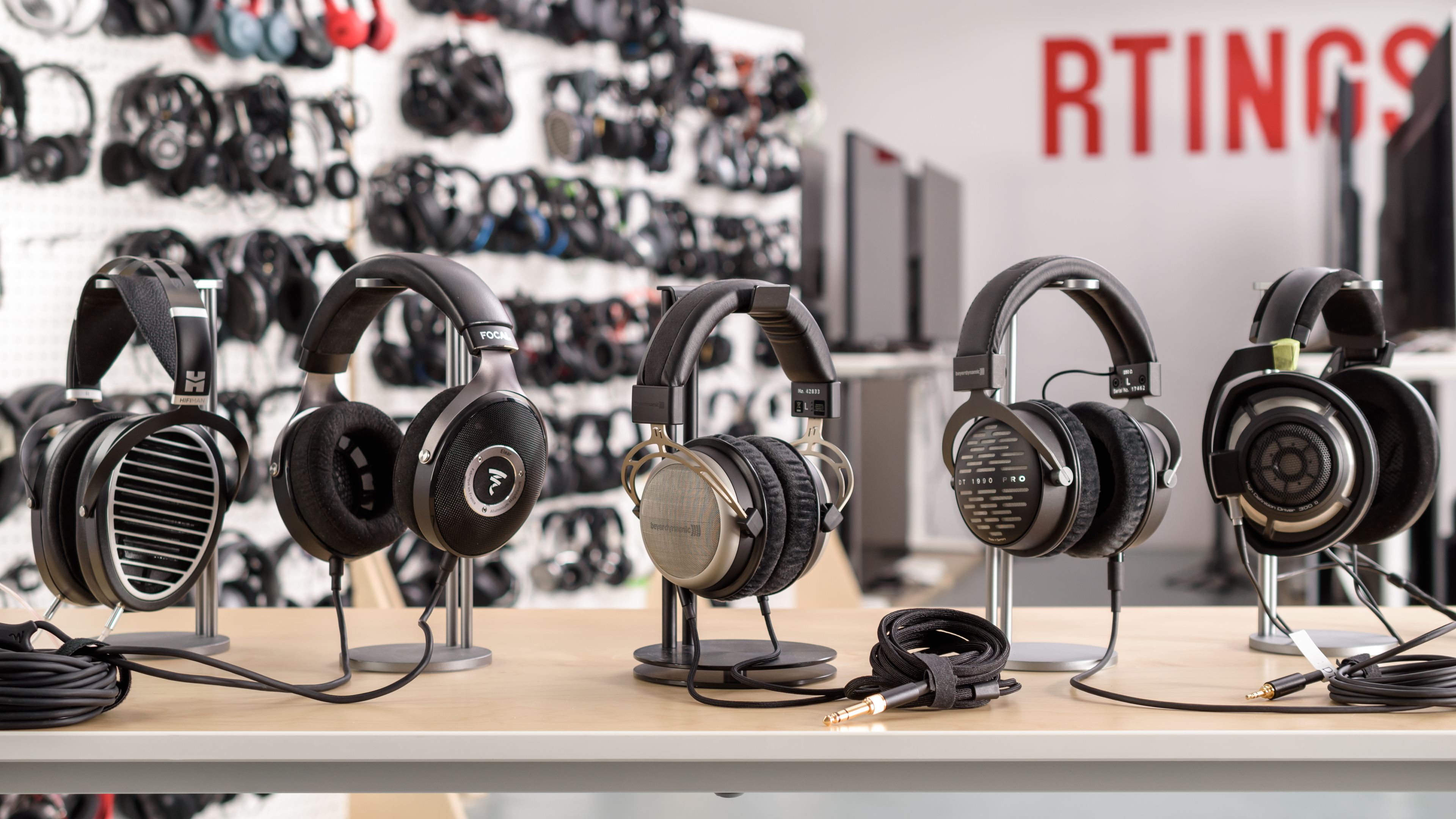 beyerdynamic T1 2nd Generation ヘッドホン The high-end headphones T1 for top sound quality | beyerdynamic