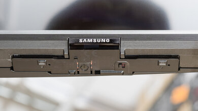Samsung Q70D Controls Picture