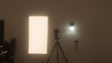 LG UR9000 Bright Room Off Picture