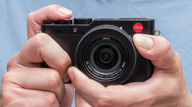 Leica D-Lux 7 Hand Grip Picture