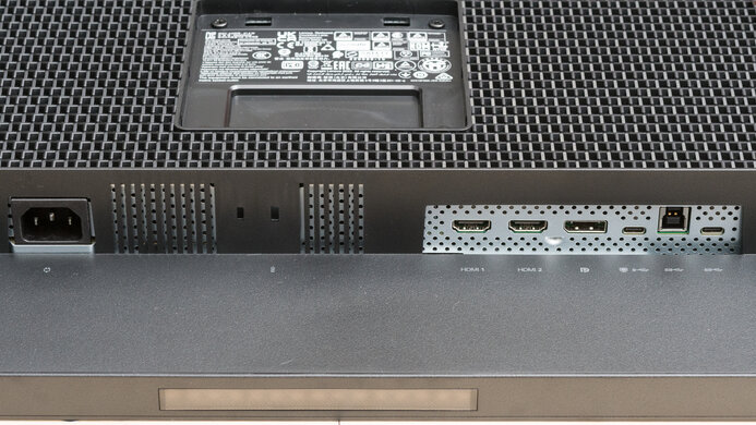 Lenovo Legion Y32p-30 Inputs 1