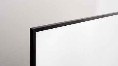 LG UM7300 Borders Picture