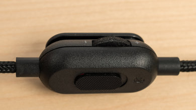 Logitech G433 Controls Picture