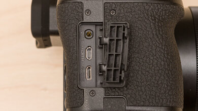 Panasonic LUMIX FZ1000 II Input Picture