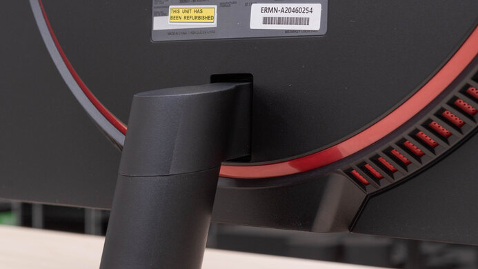 LG 32GN50T-B Ergonomics Picture