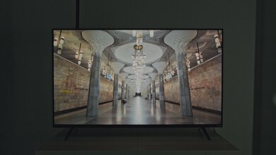Vizio M6 Series Quantum 2022 HDR Hallway Photo