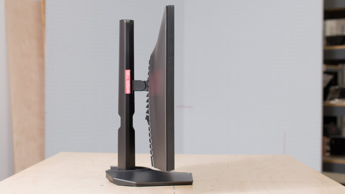 Dell G2524H Thickness Picture