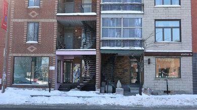 Canon EOS R6 Sample Gallery - Studio