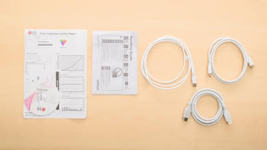 LG 32UD99-W In The Box Picture