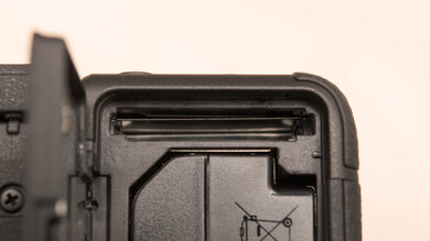 Sony α6600 Card Slot Picture