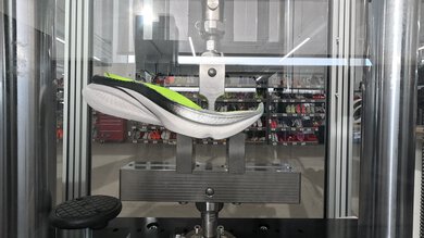 Saucony Endorphin Azura Forefoot Bending Resistance Picture