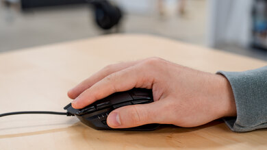 Logitech G402 Hyperion Fury Palm Grip Picture