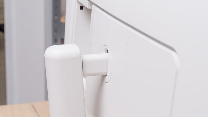 Dell S2725QC Ergonomics Picture