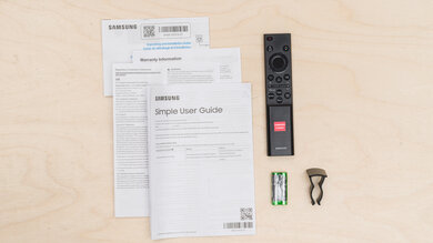 Samsung DU6900 In The Box Picture