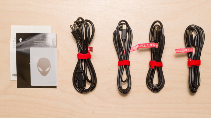 Dell Alienware AW3225DM In The Box Picture