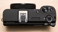 Canon PowerShot V1 Body Picture