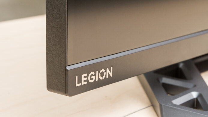 Lenovo Legion Y32p-30 Build Quality Picture