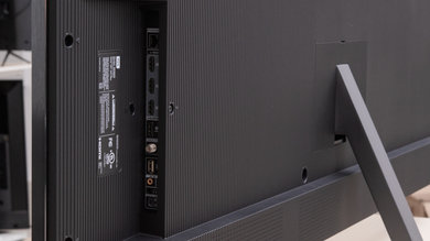 TCL 8 Series 2019/Q825 QLED Side Inputs Picture