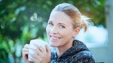 Samsung Galaxy Book4 (2024) Reflections Photo Max