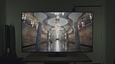 Samsung QN85D/QN85DD QLED HDR Hallway Photo