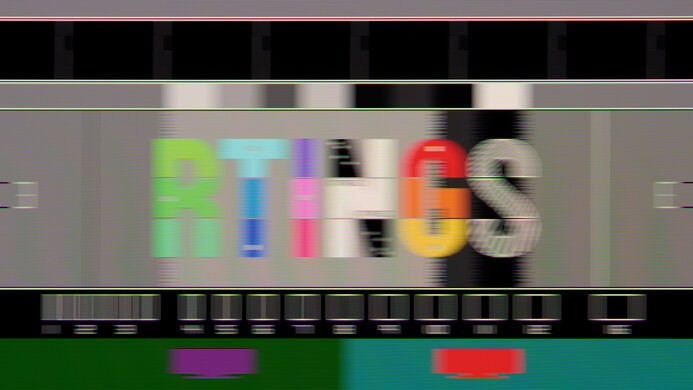 ASUS ROG Swift OLED PG32UCDM Pursuit Photo 120Hz