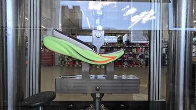 HOKA Mach 7 Forefoot Bending Resistance Picture