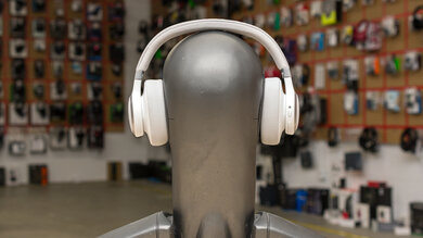 JBL Live 770NC Rear Picture