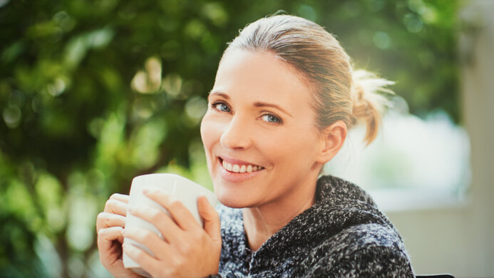 Dell UltraSharp U2520D Average Room