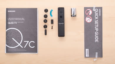 Samsung Q7CN/Q7C QLED 2018 In The Box Picture