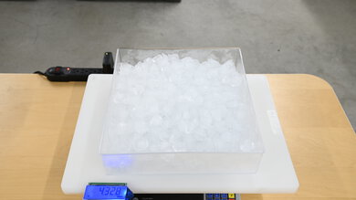 Bosch 800 Series B36CT80SNS Full Ice Cube Tray Photo