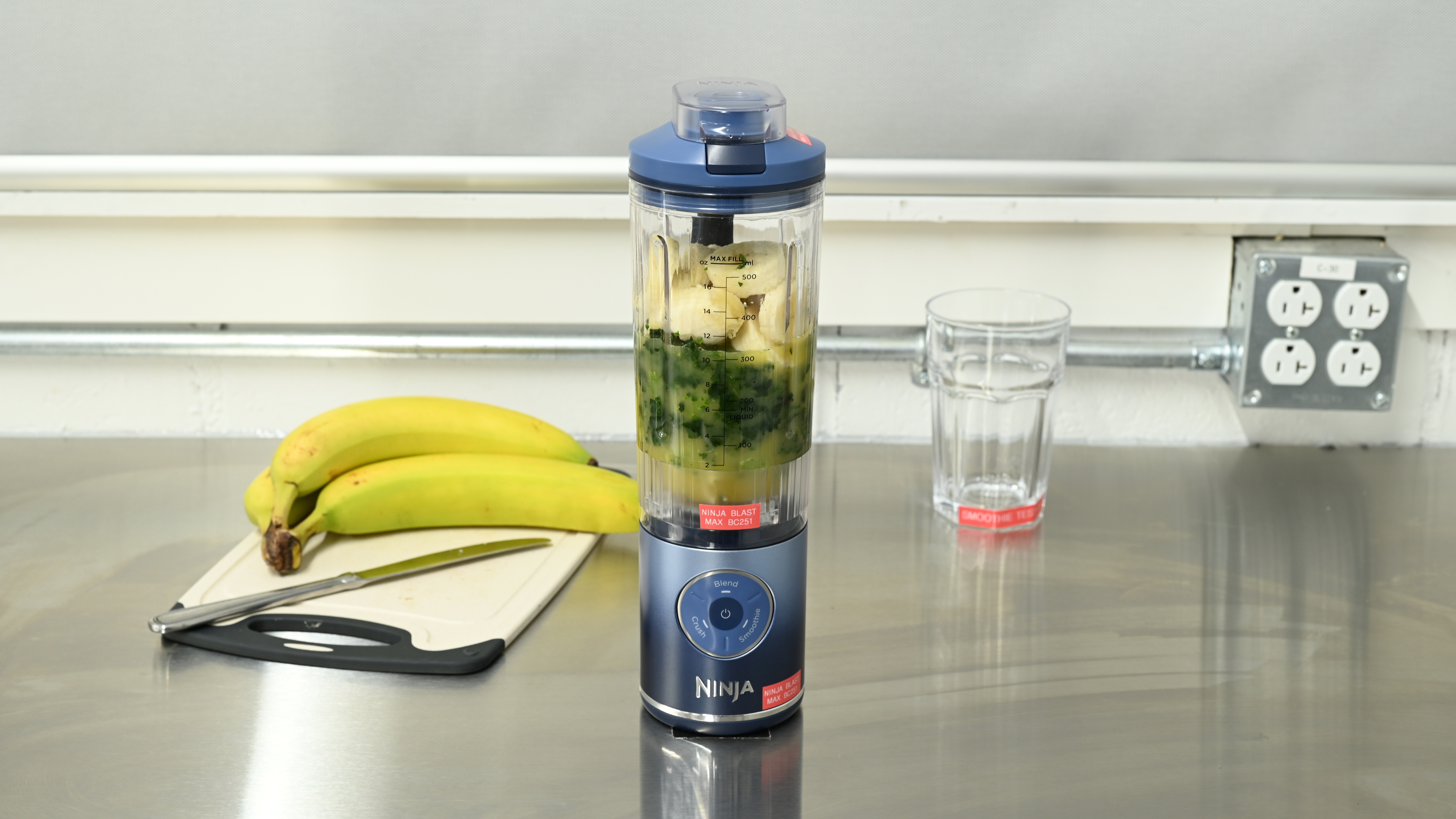 Ninja Blast Max BC251 Review - RTINGS.com