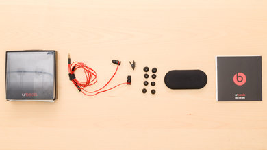 Beats urBeats Earphones In the box Picture