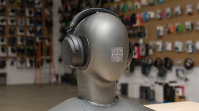 Sennheiser MOMENTUM 4 Wireless Design Picture 2