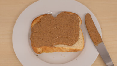 Black+Decker Quiet Blender with Cyclone Glass Jar Nut Butter Picture