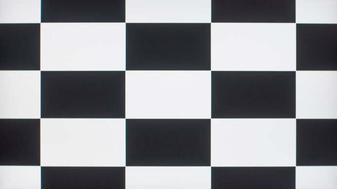 Dell P3223DE Checkerboard Picture