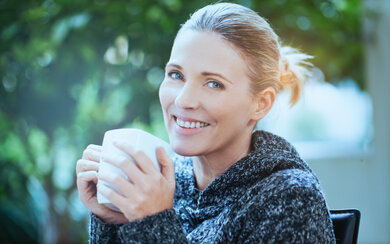 Acer Nitro V 16 (2024) Reflections Photo Max