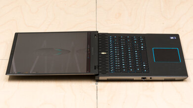 Dell Alienware m16 R2 (2024) Hinge Photo