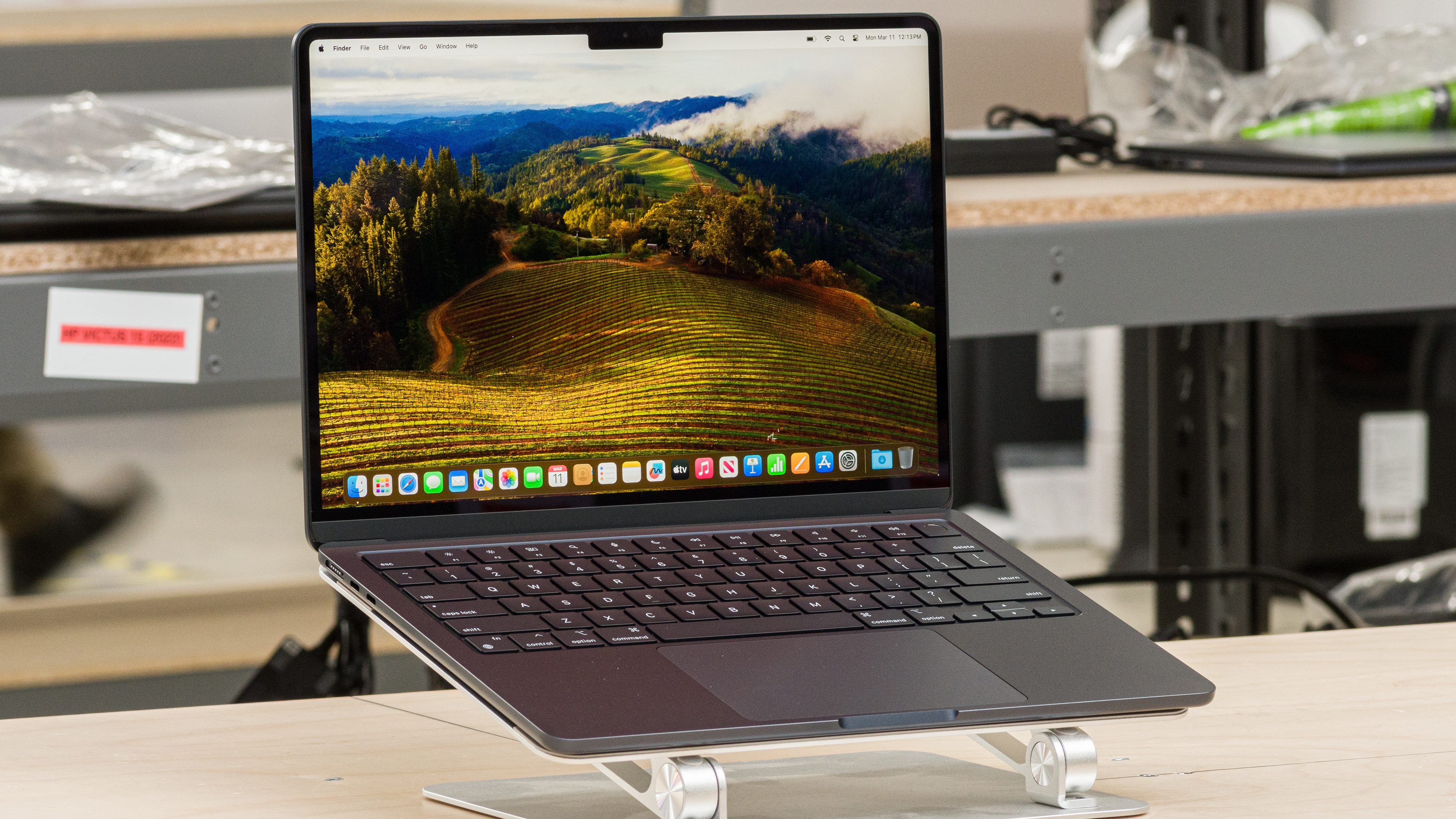 ASUS ROG Zephyrus G14 (2024) vs Apple MacBook Air 13 (M3, 2024