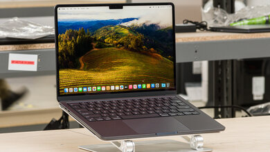 Apple MacBook Air 13 (2024) Design Photo