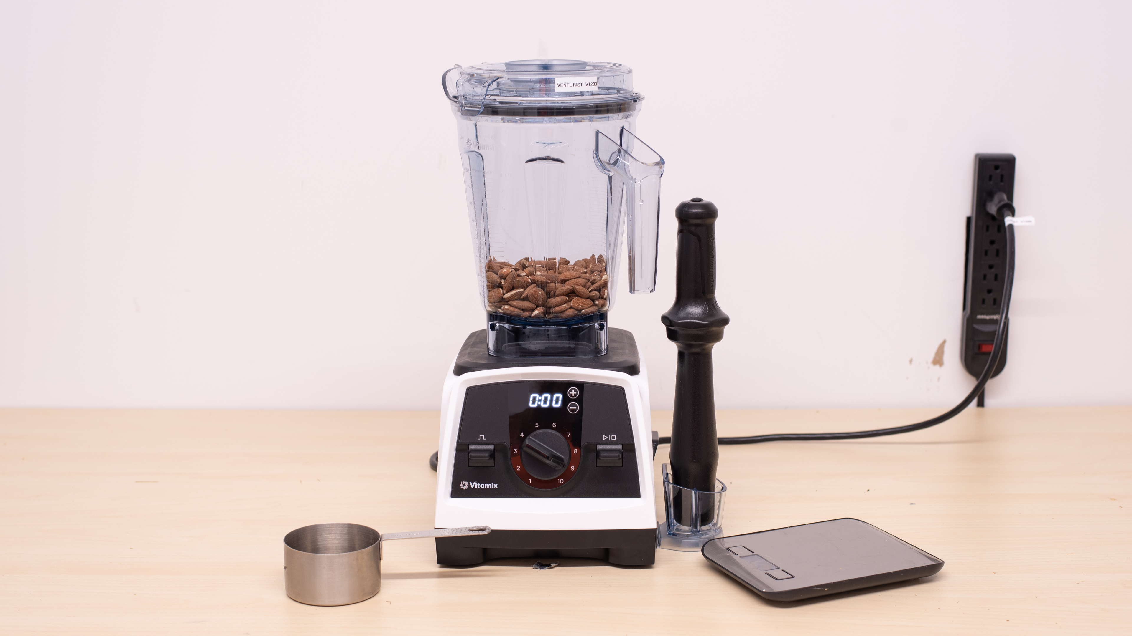 Amazon.com: Vitamix Venturist Pro Blender, Professional