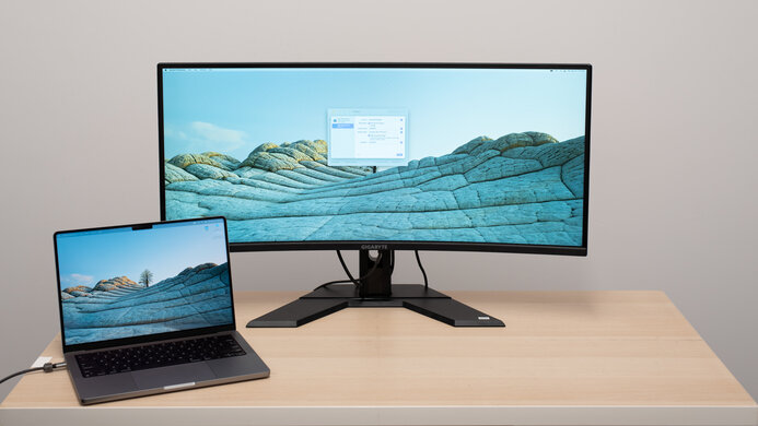 Gigabyte G34WQC Display Picture