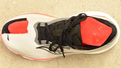 Saucony Hurricane 26 Toe Clearance Photo