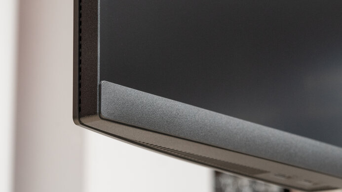 Dell P3223DE Build Quality Picture