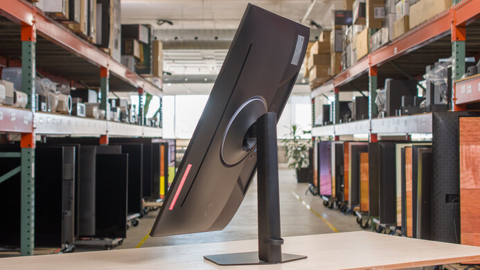 Samsung Odyssey G70D S32DG70 Back Picture