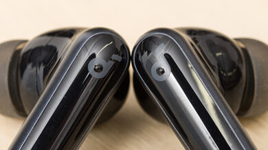 Anker Soundcore P40i Controls Picture