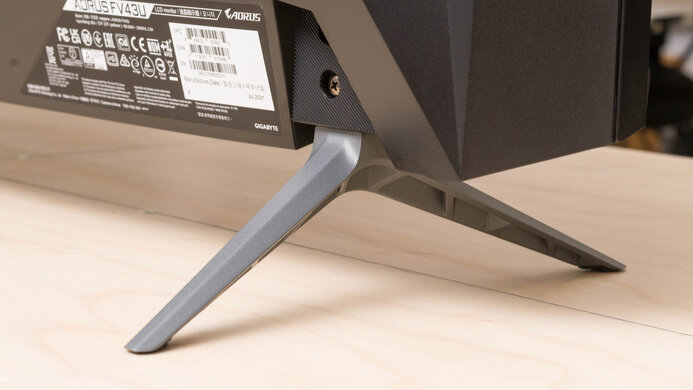 Gigabyte AORUS FV43U Ergonomics Picture
