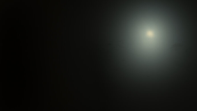 ASUS ROG Strix XG27UQ Average Room Off Picture