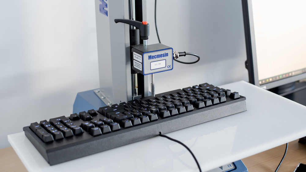 Razer BlackWidow Review - RTINGS.com