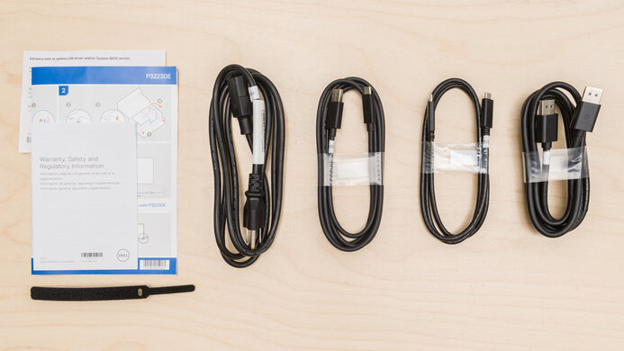 Dell P3223DE In The Box Picture